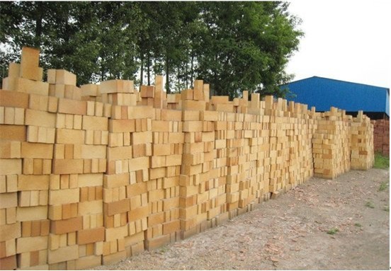 高鋁耐火磚 高溫工業(yè)建筑的堅固基石